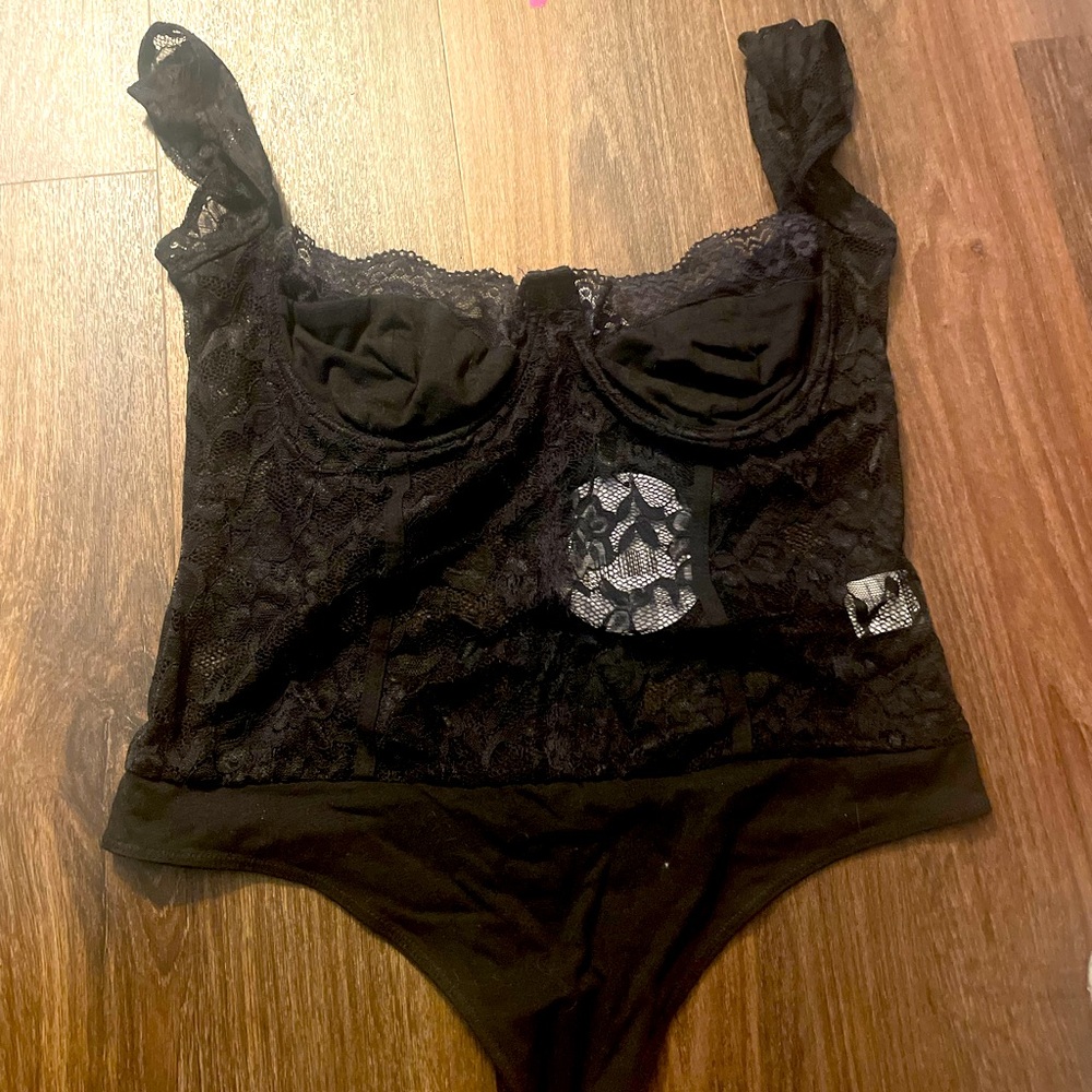 NEVER WORN!!! PRINCESS POLLY LACE BODYSUIT!!!